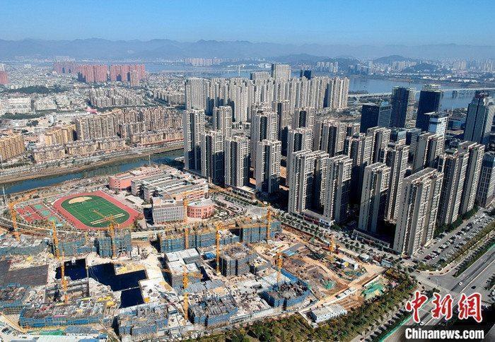 資料圖：航拍一處新建住宅。 <a target='_blank' href='/'><p  align=