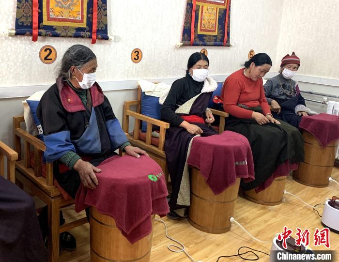 青海藏鄉(xiāng)醫(yī)改見聞：公共衛(wèi)生分片區(qū)，濱?！巴庠眰鲙蛶?/></a></div>
                        <div   id=