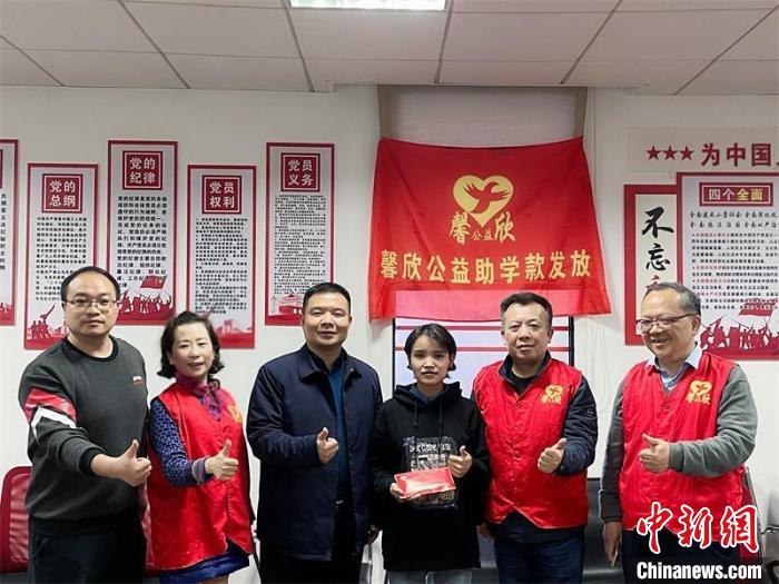 在湘求學(xué)的西藏女孩：“我淋過雨，也想努力為別人撐把傘”