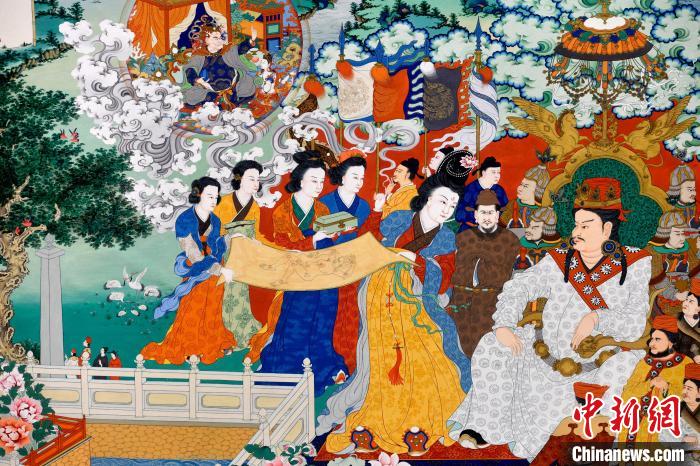圖為5月16日，展覽中的新創(chuàng)唐卡作品(局部)?！±盍?攝
